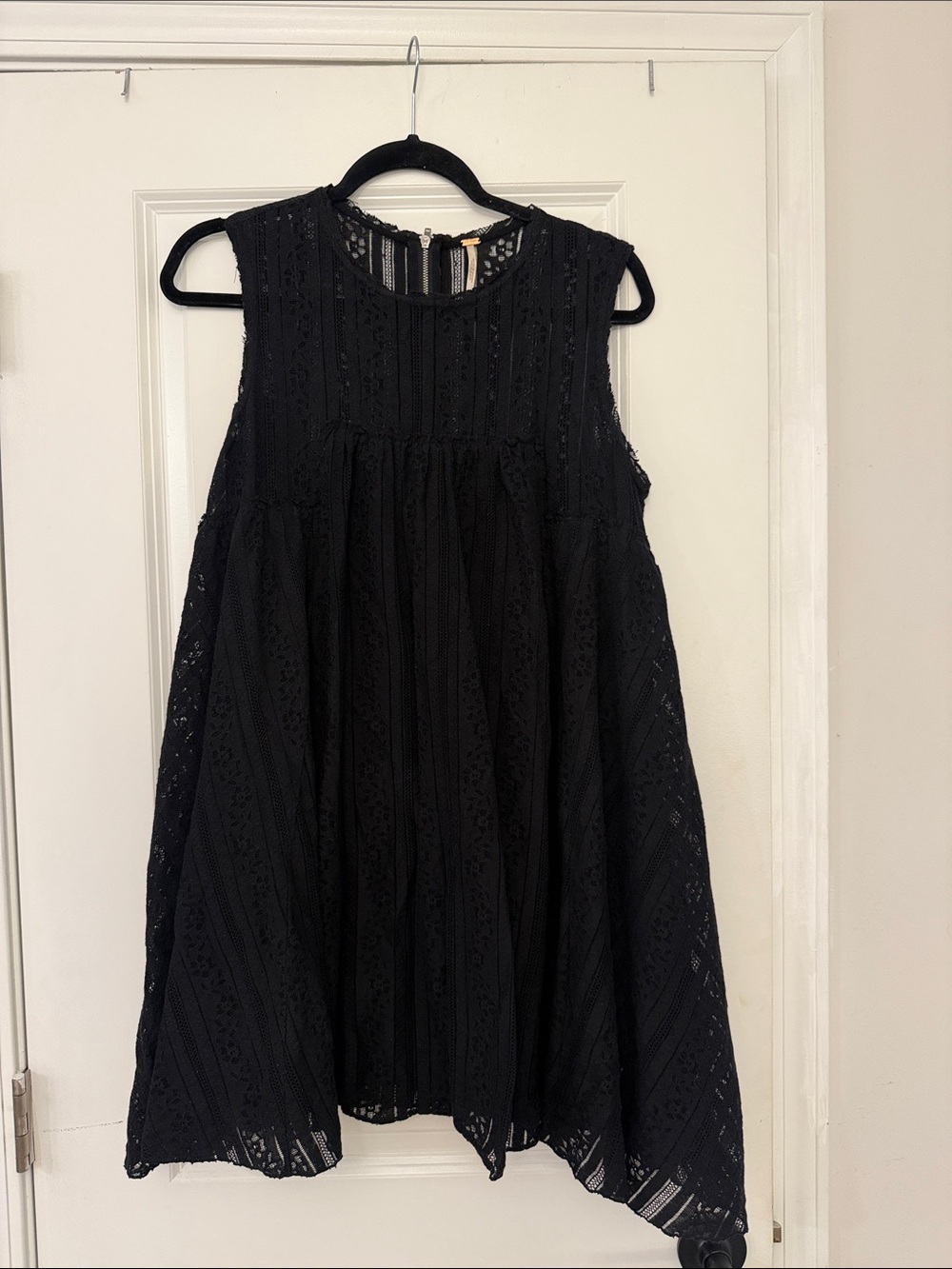 Free People Black Sleeveless Lace Swing Dress